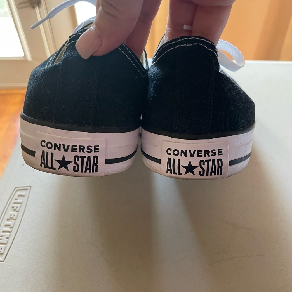 Converse - Picture 3 of 4